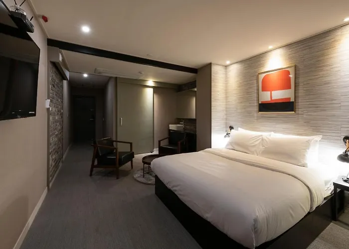 Hotel Number25 Daechung Busan